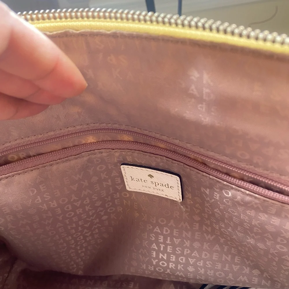 Kate Spade Cream purse - Picture 8 of 8